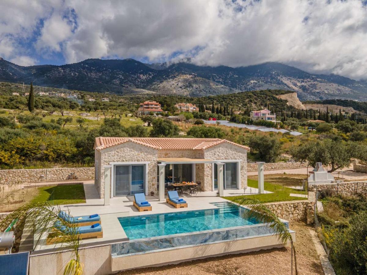 Natural Stone Villas Kefalonia 特拉佩扎奇 外观 照片
