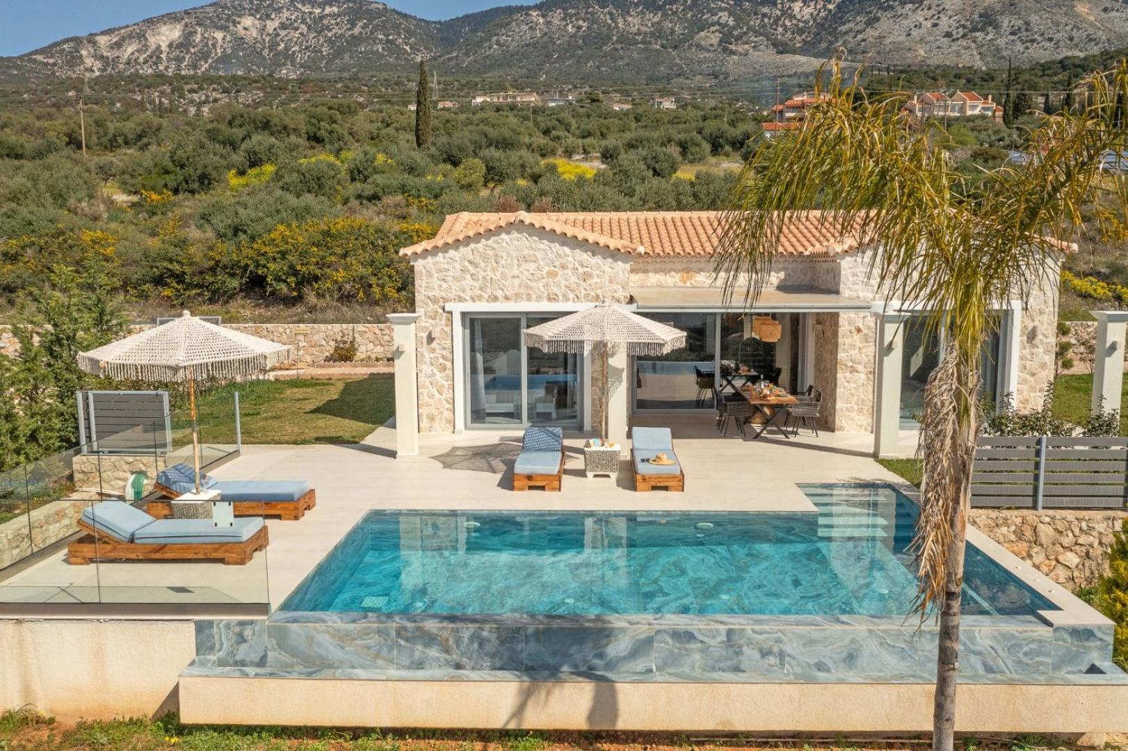 Natural Stone Villas Kefalonia 特拉佩扎奇 外观 照片